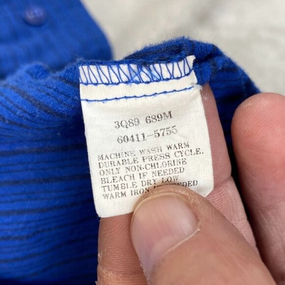 Vintage Levis Men Shirt Large Silver Label Long Sleeve Button Up Pinstriped Blue - Picture 6 of 11